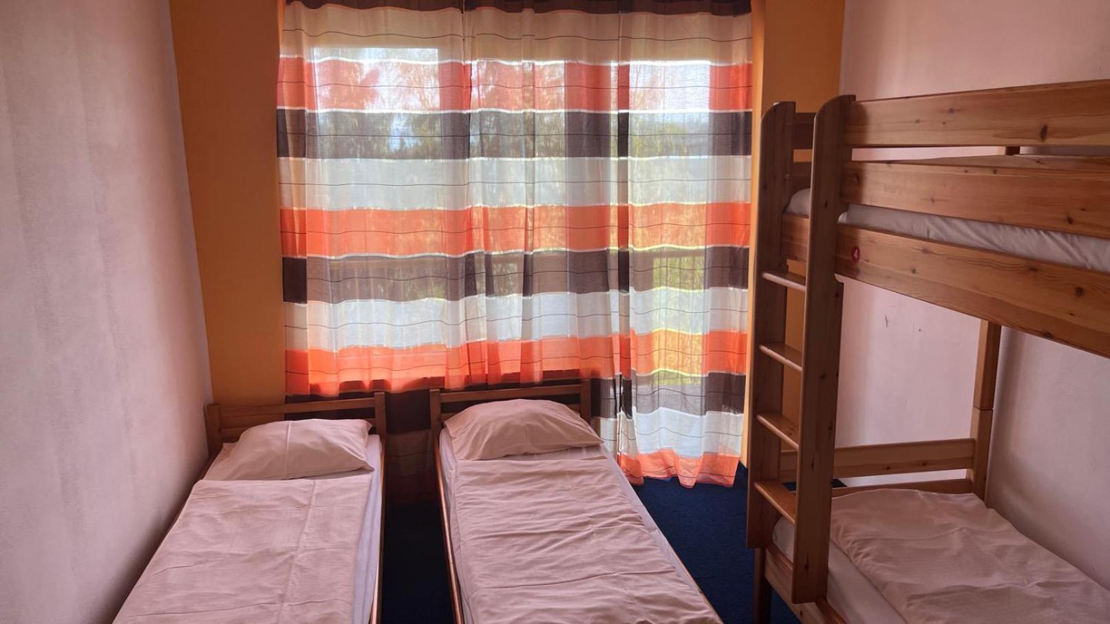 Manuela Ifjusagi Hotel بالاتونفوريد المظهر الخارجي الصورة